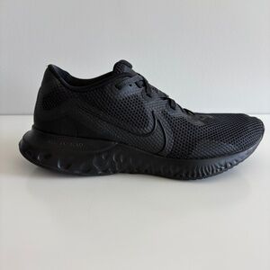 Nike Renew Run Black Size 9 M